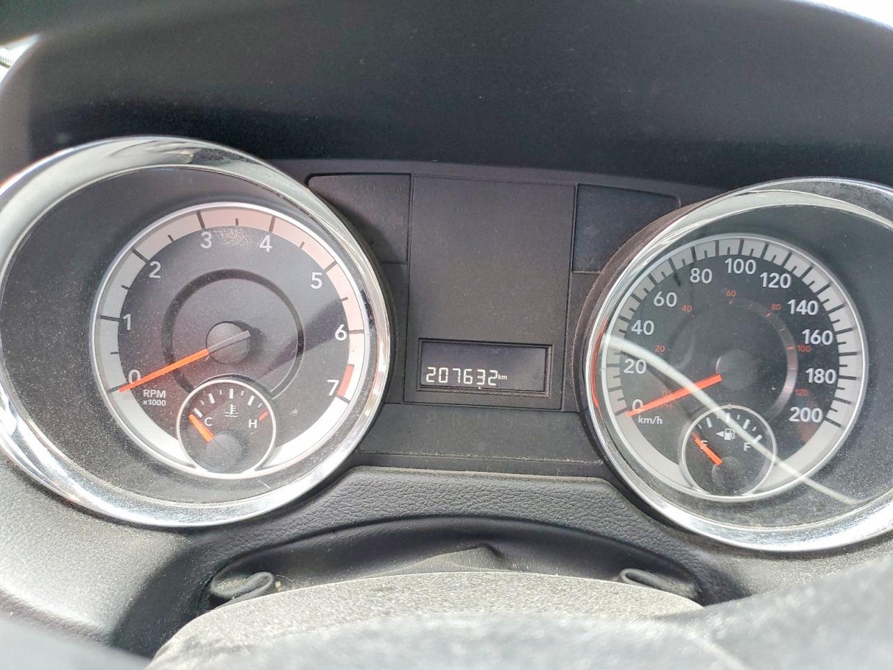 2C4RDGBG0FR746798 2015 DODGE GRAND CARAVAN photo no. 9