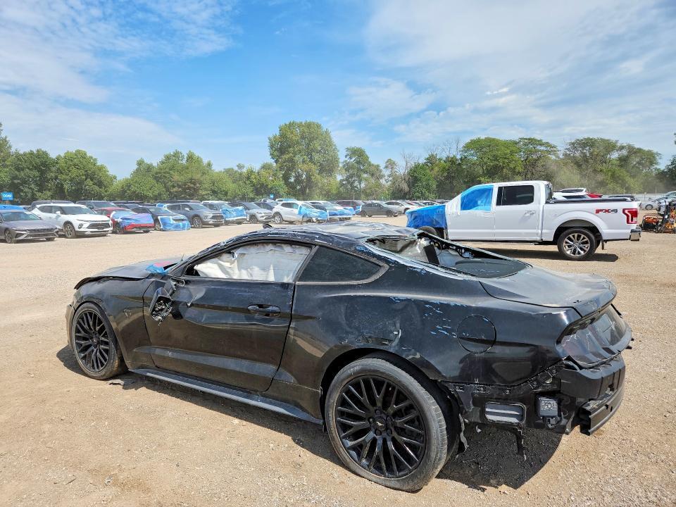 1FA6P8CF4M5140085 2021 FORD MUSTANG photo no. 2