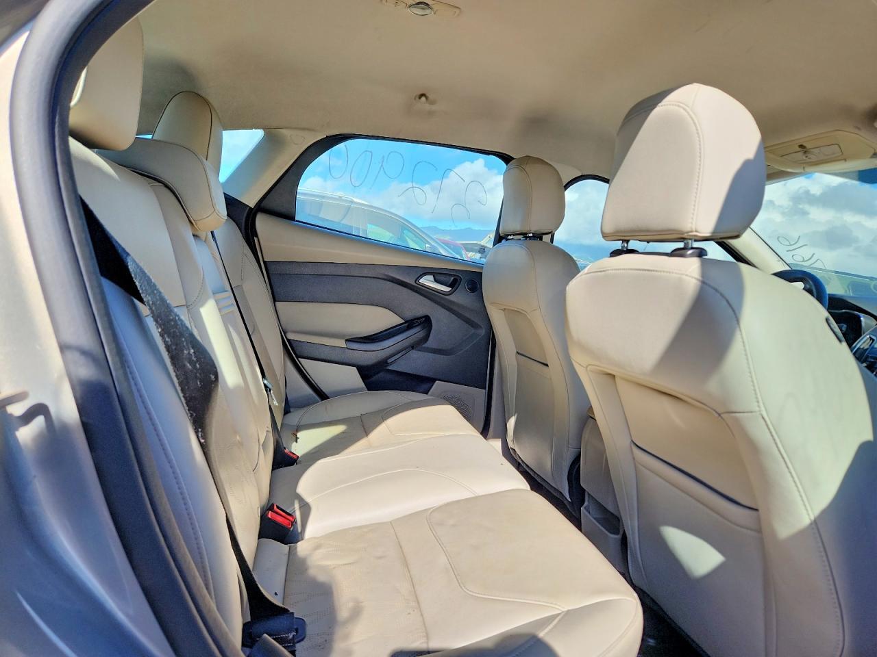 2016 FORD FOCUS BEV — Фото 10 из 12