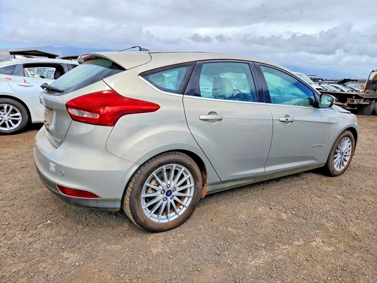 2016 FORD FOCUS BEV — Фото 3 из 12