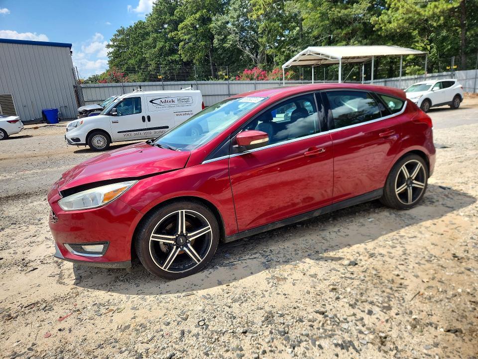 2015 FORD FOCUS 1FADP3N28FL321483