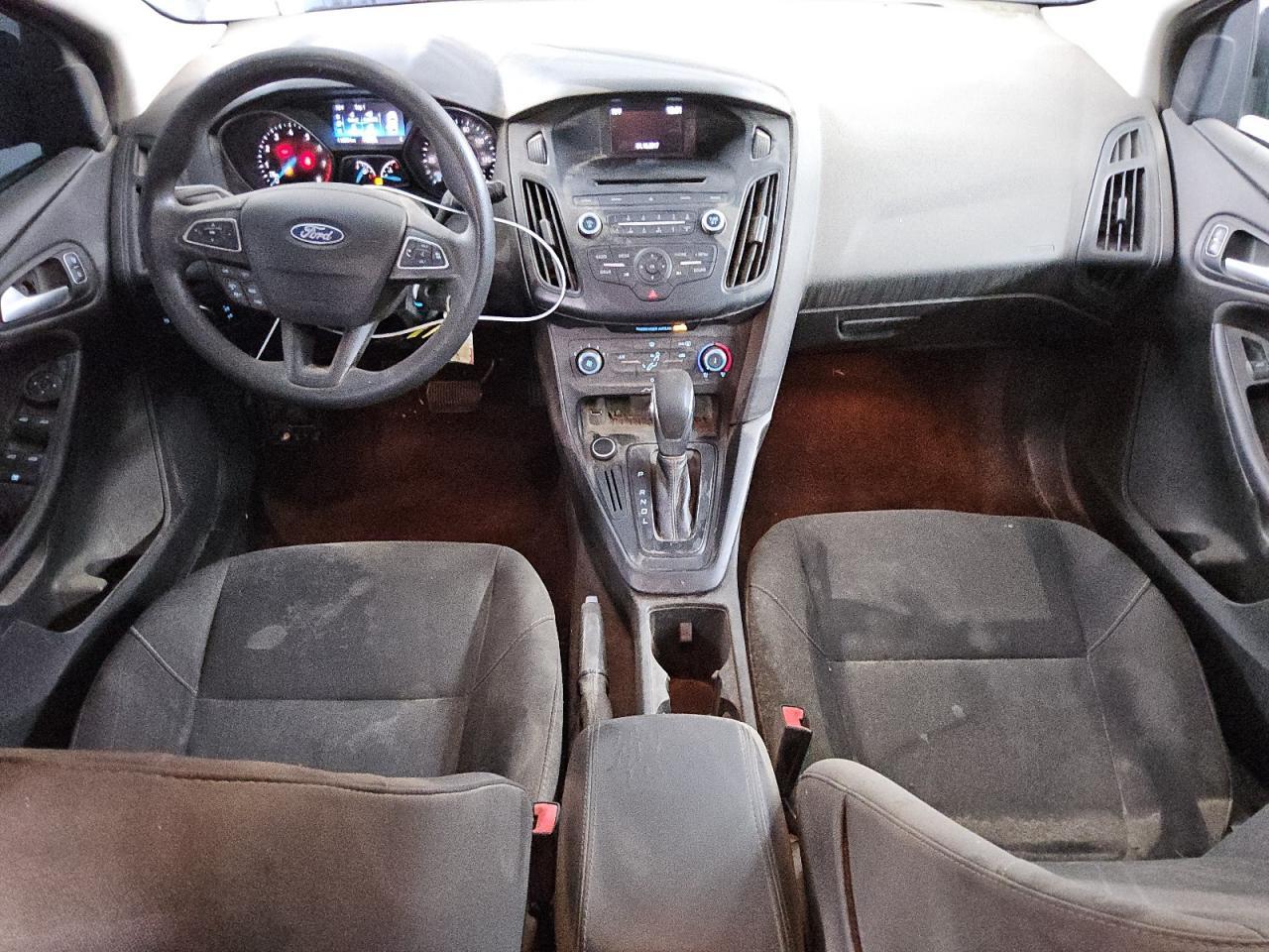 1FADP3K21HL278287 2017 FORD FOCUS photo no. 8