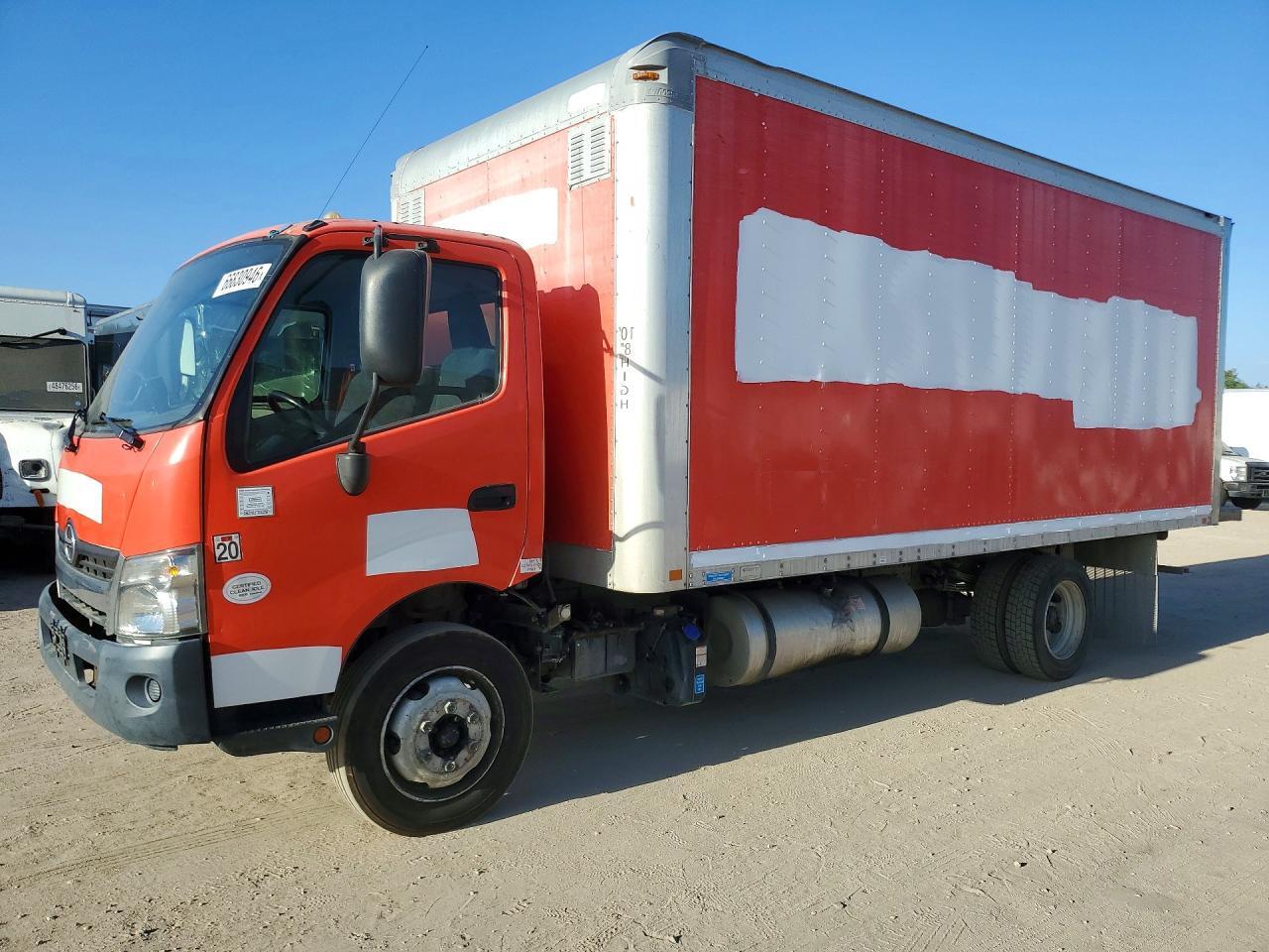 2018 HINO 195 JHHSDM2H9JK006275