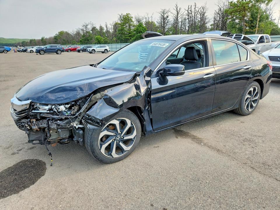 2017 HONDA ACCORD 1HGCR2F85HA105135