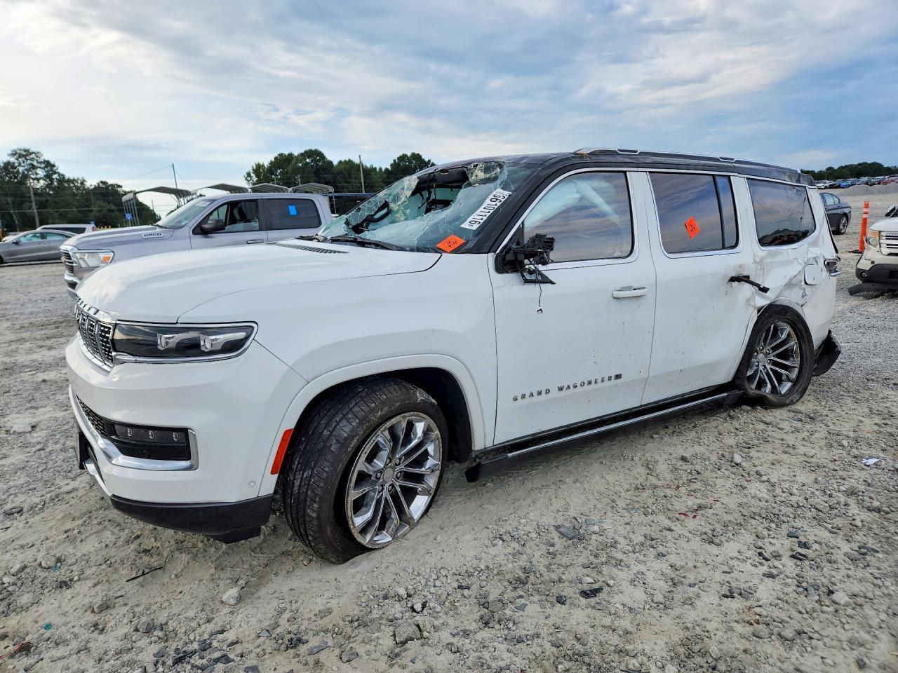 2022 JEEP GRAND WAGONEER 1C4SJVFP7NS139741
