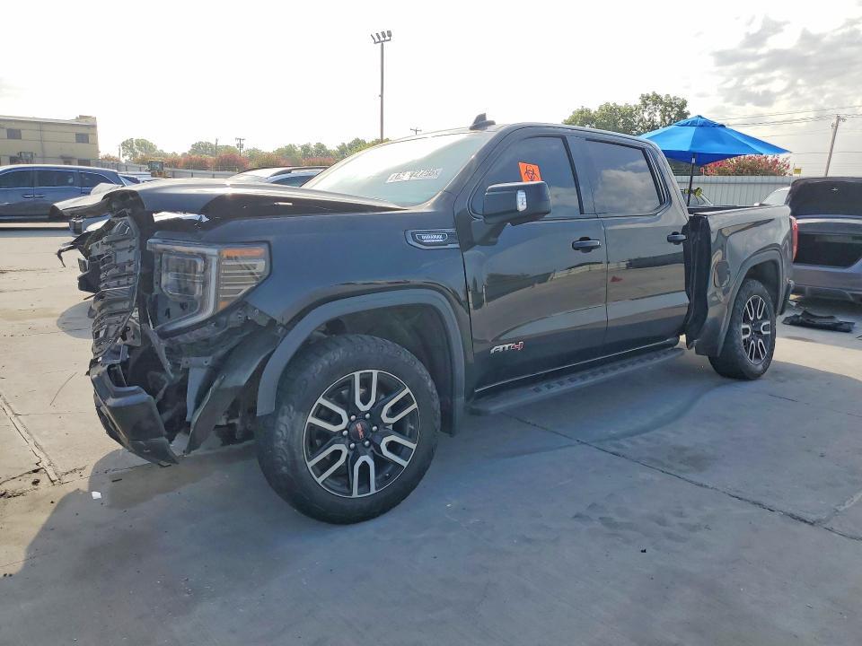 2024 GMC SIERRA K1500 AT4