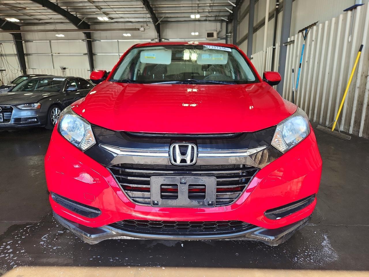 2018 HONDA HR-V LX — Фото 5 из 12