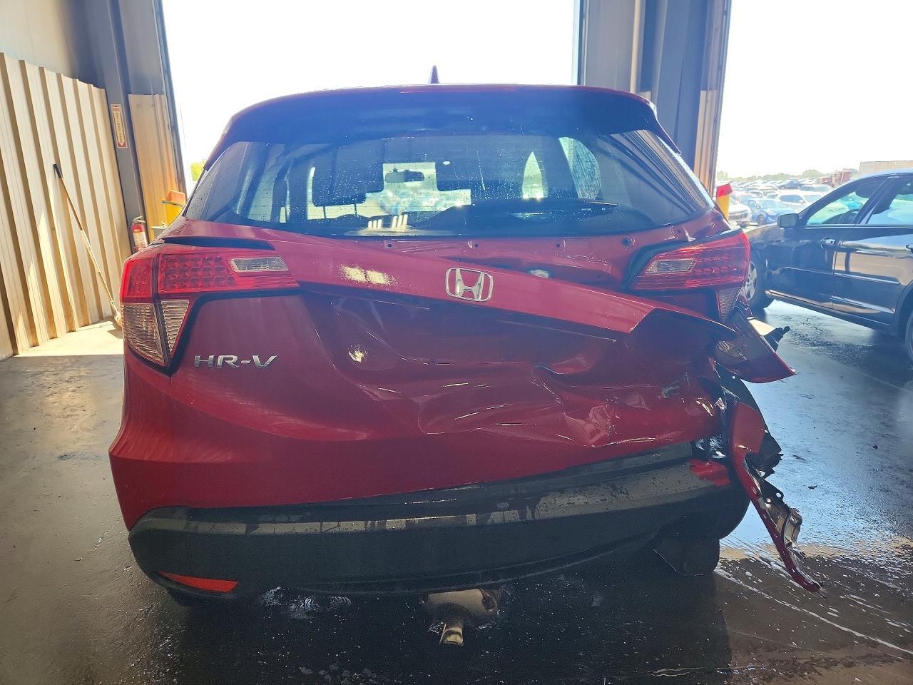 2018 HONDA HR-V LX — Фото 6 из 12