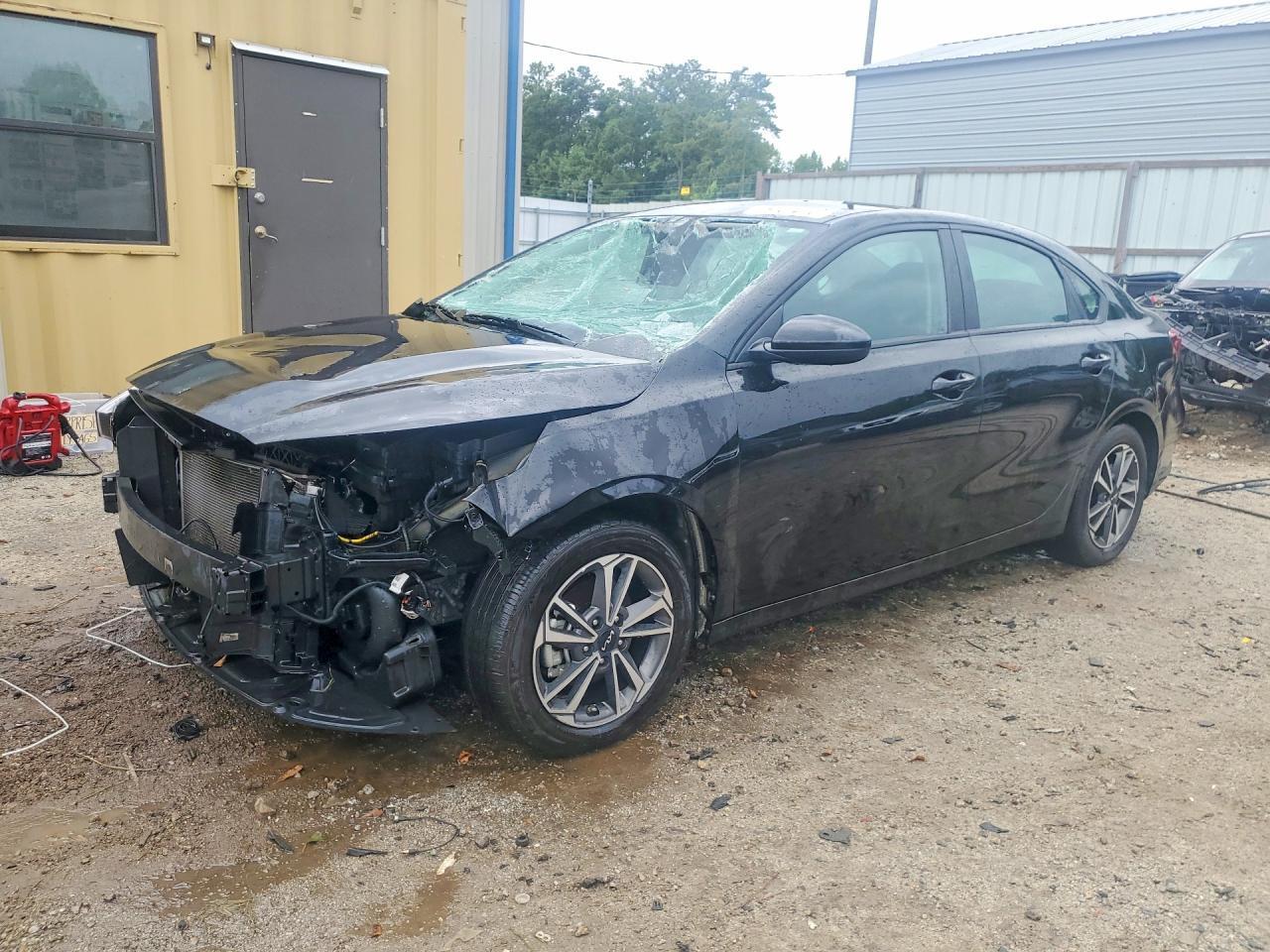 2023 KIA FORTE 3KPF24AD4PE641893