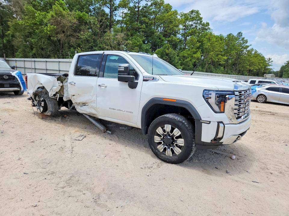 2024 GMC SIERRA K2500 DENALI — Фото 4 из 12