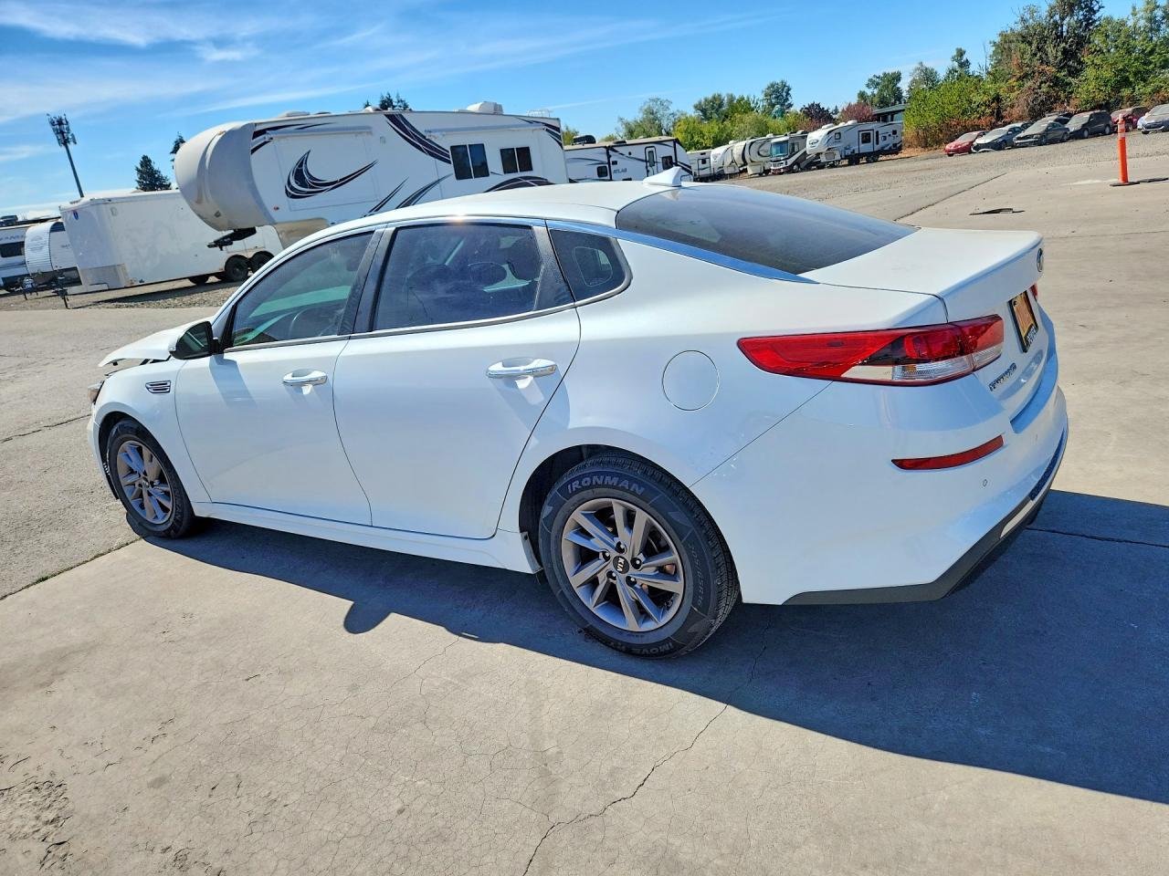 2020 KIA OPTIMA LX — Фото 2 из 12