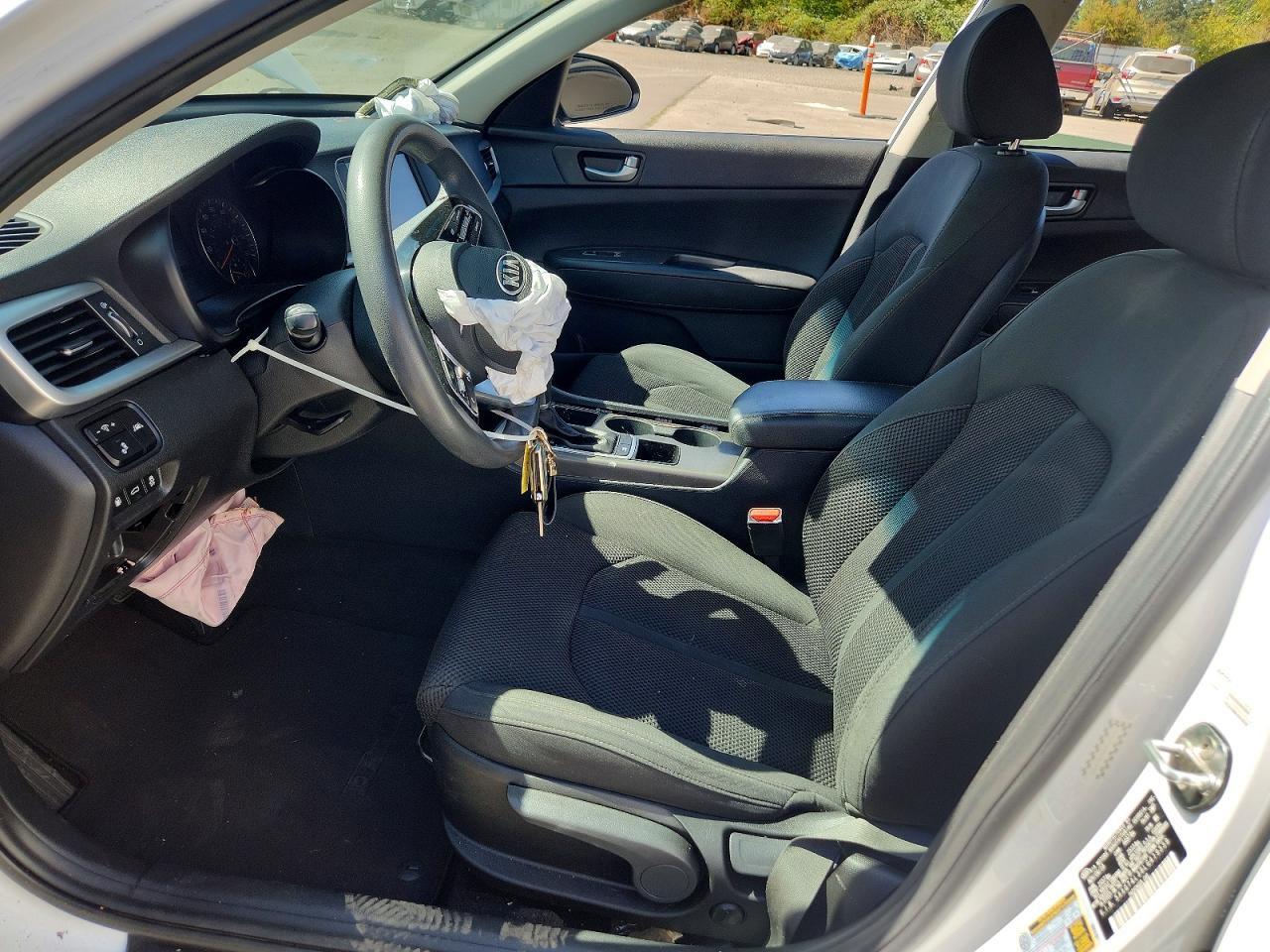 2020 KIA OPTIMA LX — Фото 7 из 12