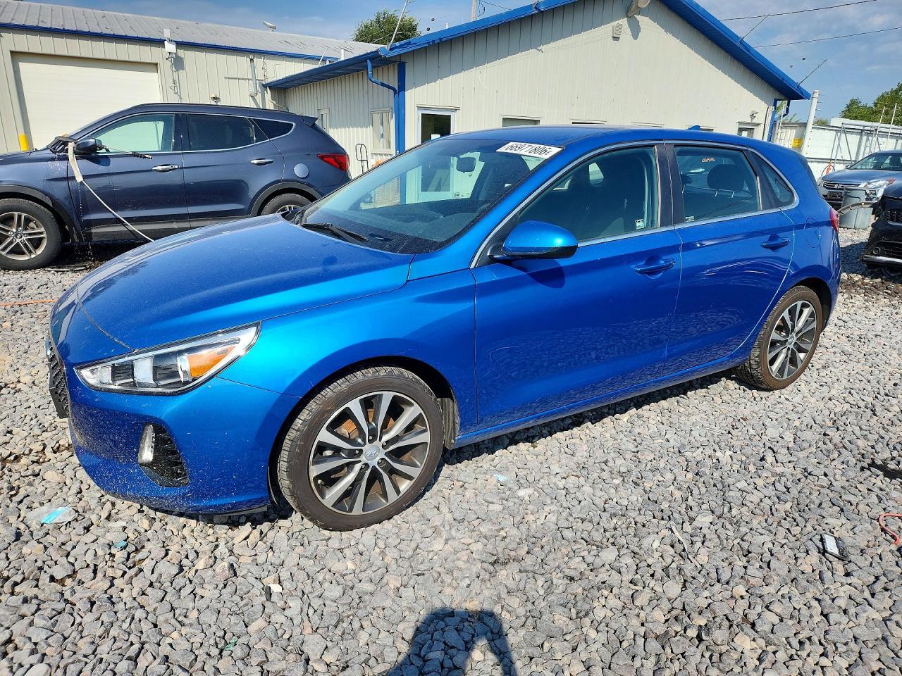 2018 HYUNDAI ELANTRA GT KMHH35LE8JU066879