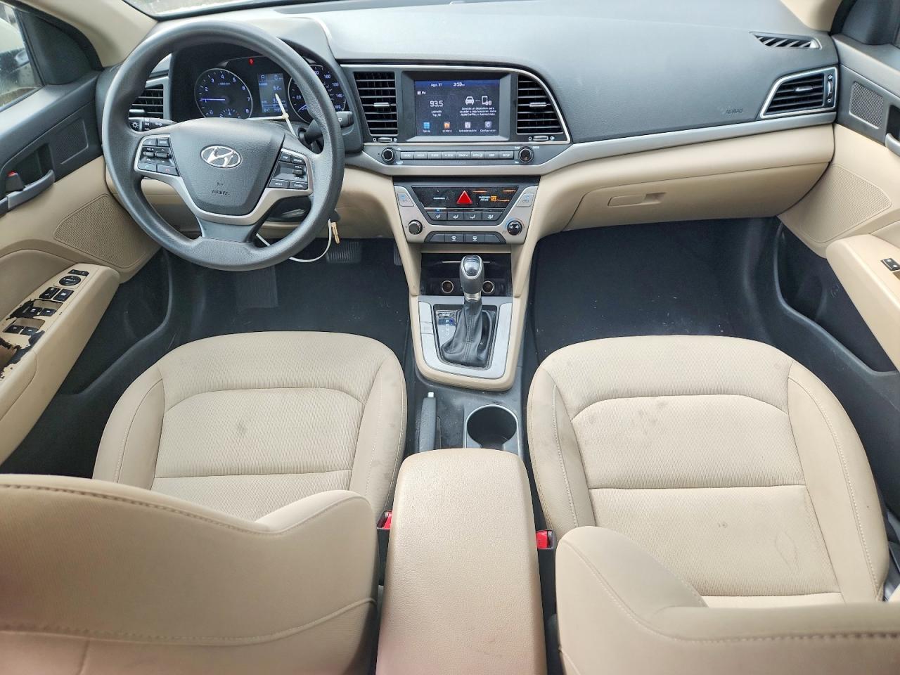 2017 HYUNDAI ELANTRA SE — Фото 8 из 12