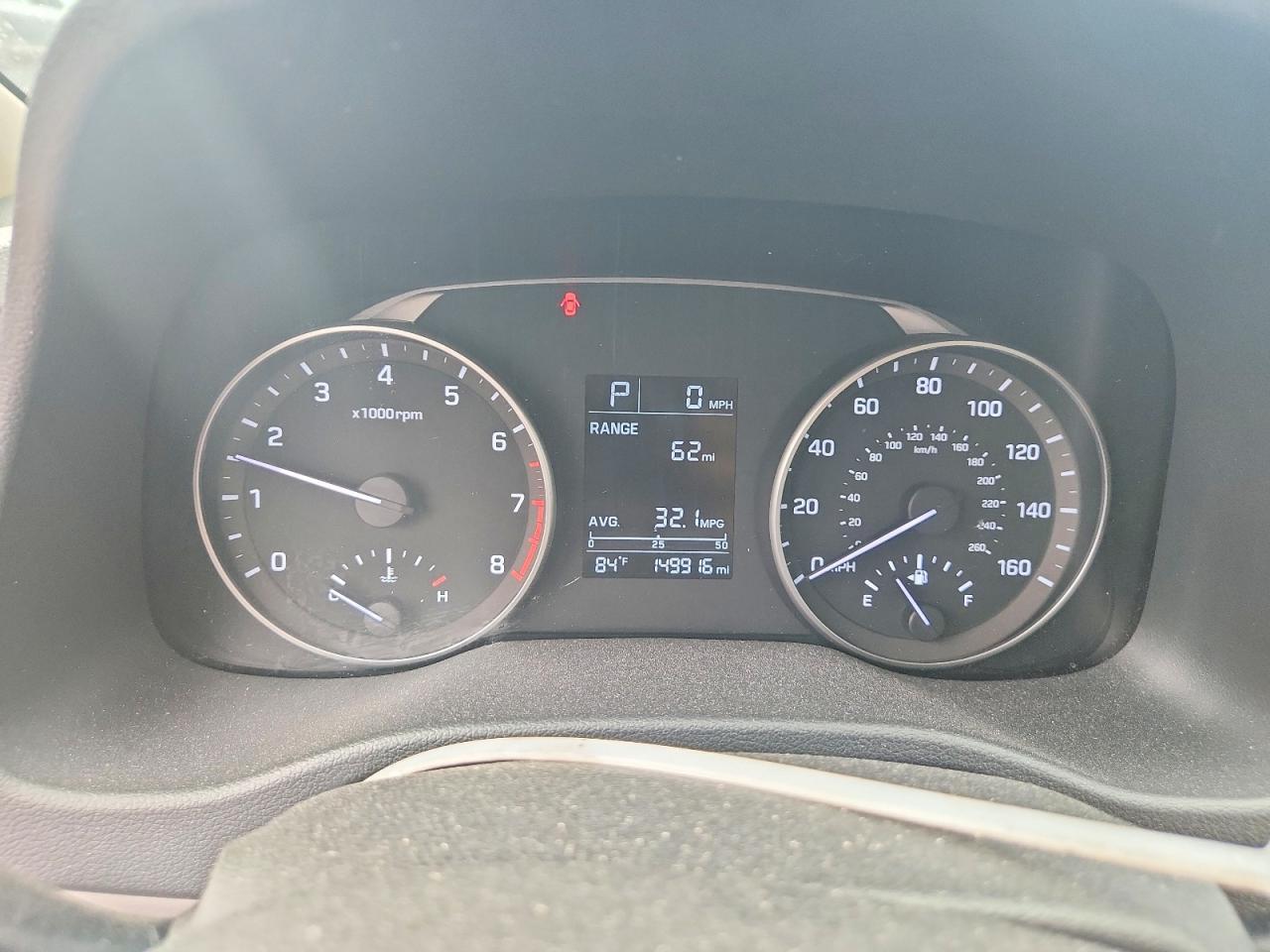 2017 HYUNDAI ELANTRA SE — Фото 9 из 12