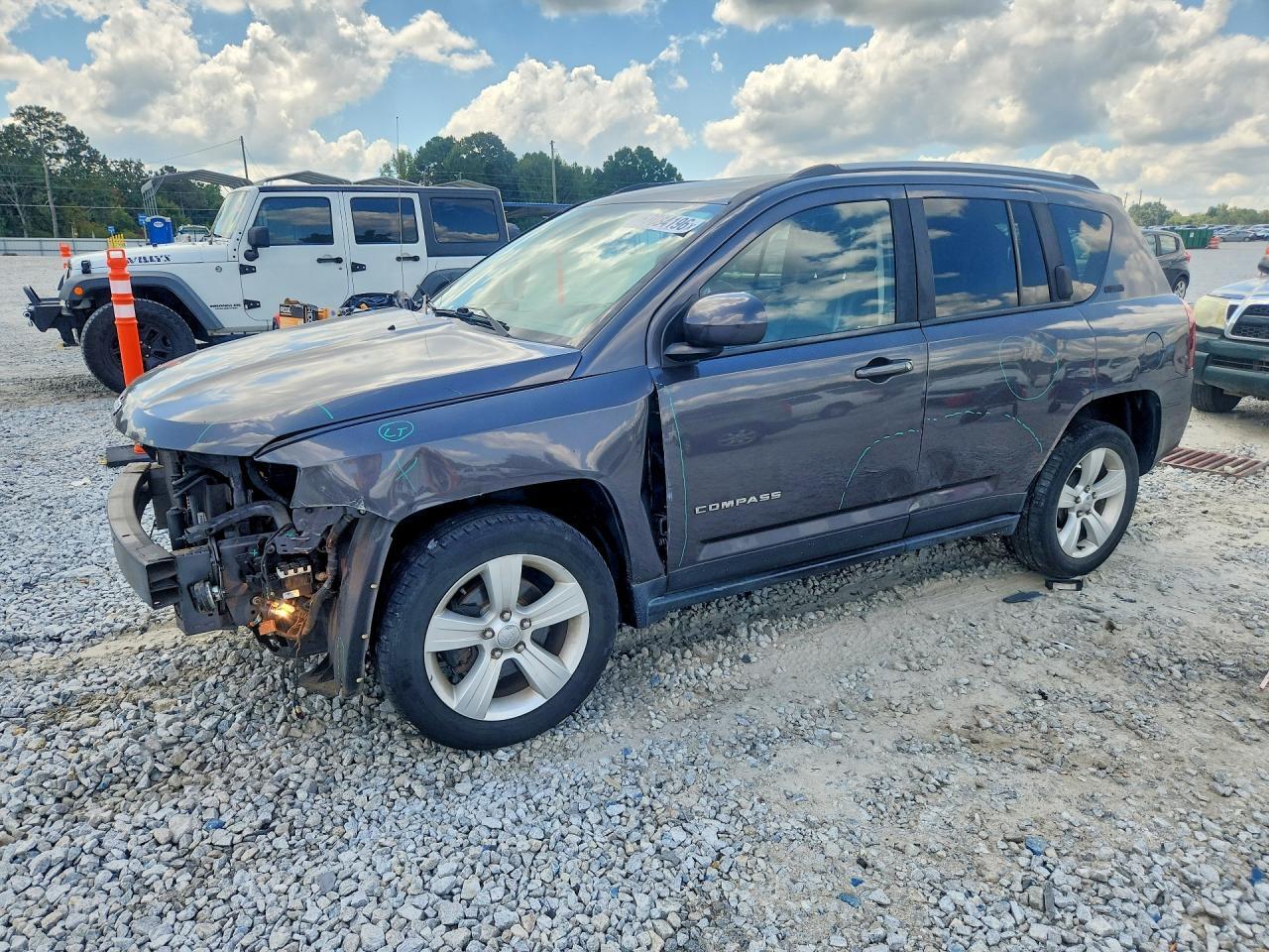 2016 JEEP COMPASS 1C4NJCEA2GD620440