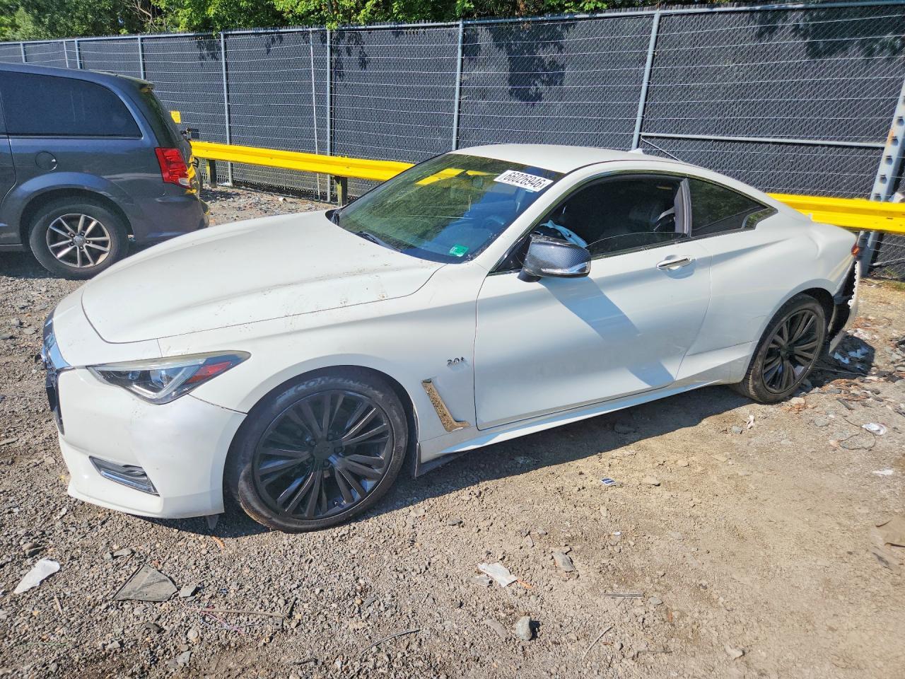 2017 INFINITI Q60 JN1CV7EL2HM320213