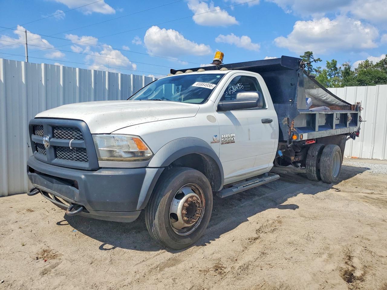 2014 RAM 5500 3C7WRMBL0EG135063