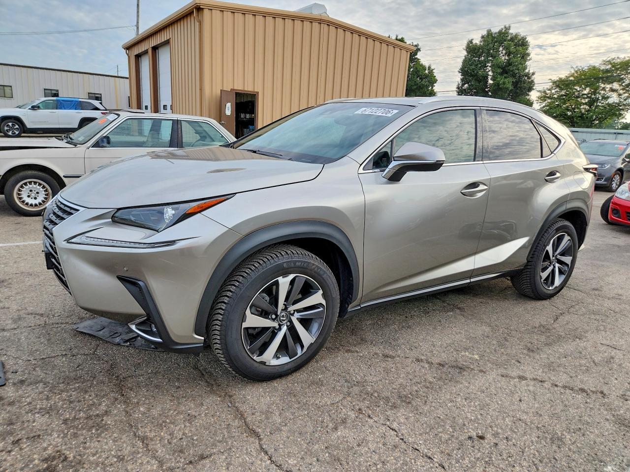 2019 LEXUS NX 300 JTJBARBZ2K2195965