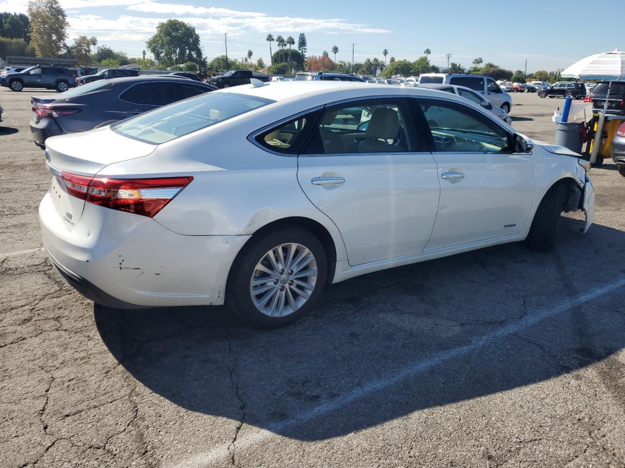 4T1BD1EB1EU025921 2014 TOYOTA AVALON photo no. 3