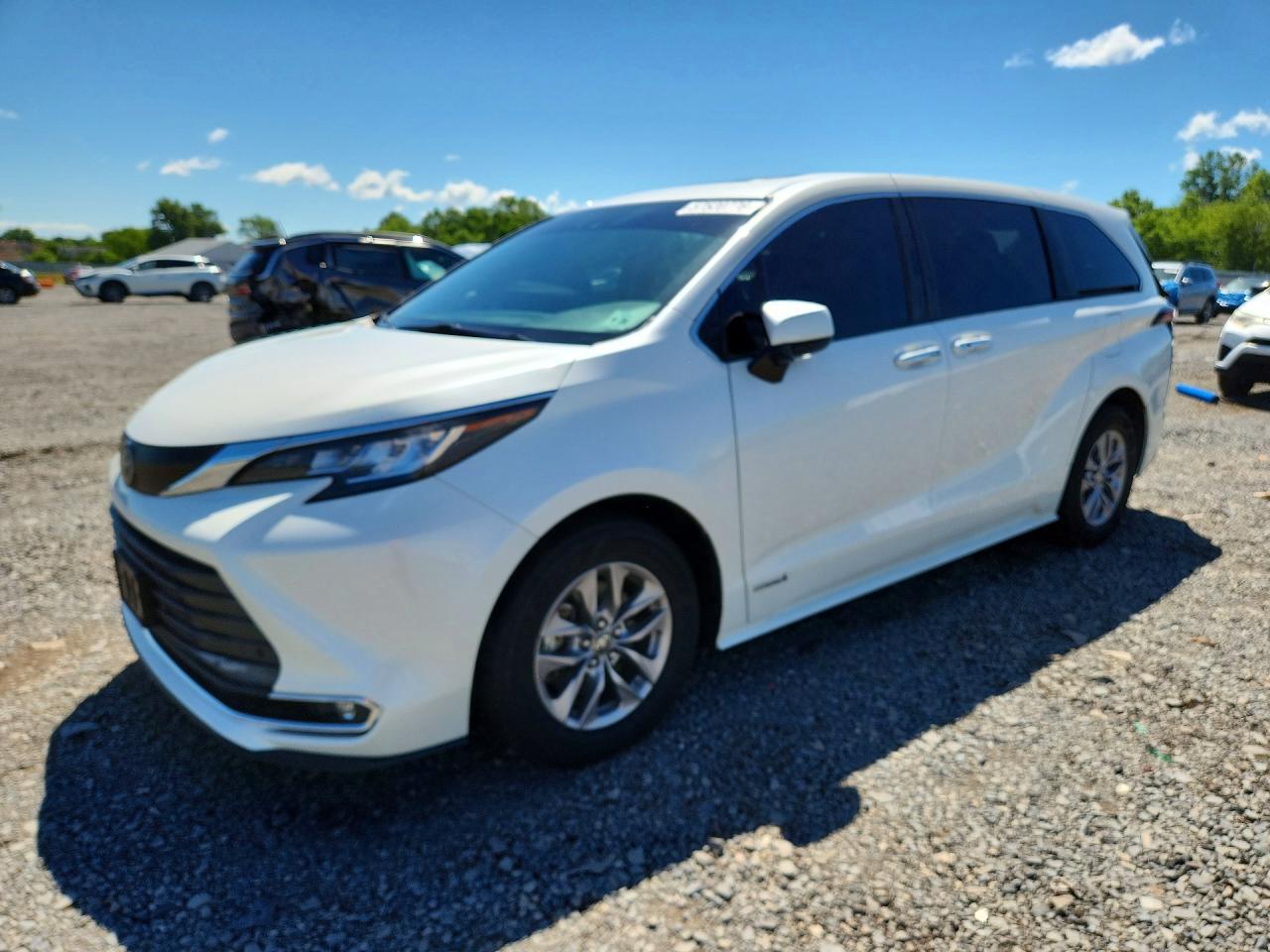 2021 TOYOTA SIENNA 5TDYSKFC7MS015933