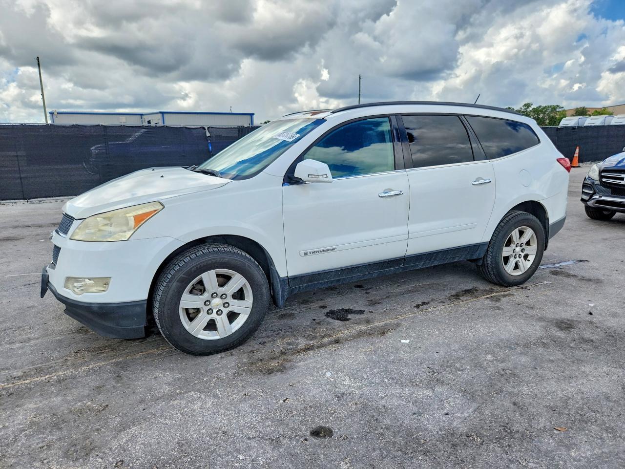 2009 CHEVROLET TRAVERSE 1GNER23D89S114374