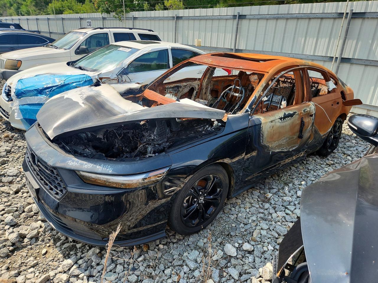 2025 HONDA ACCORD 1HGCY1F49SA022986