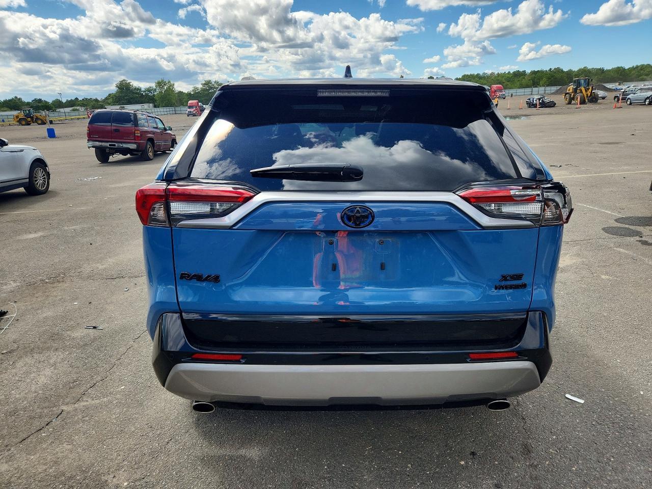 2024 TOYOTA RAV4 XSE — Фото 6 из 13