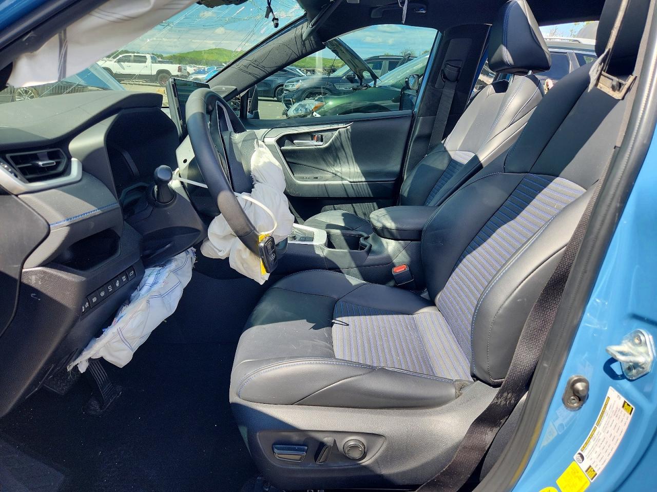 2024 TOYOTA RAV4 XSE — Фото 7 из 13