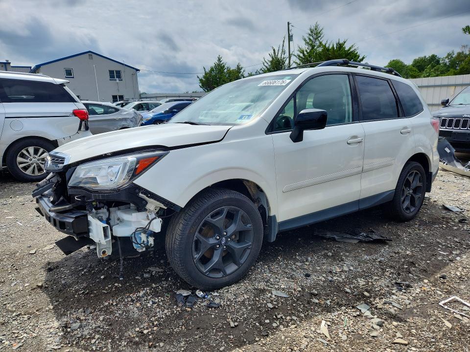 2018 SUBARU FORESTER JF2SJAGCXJH576467