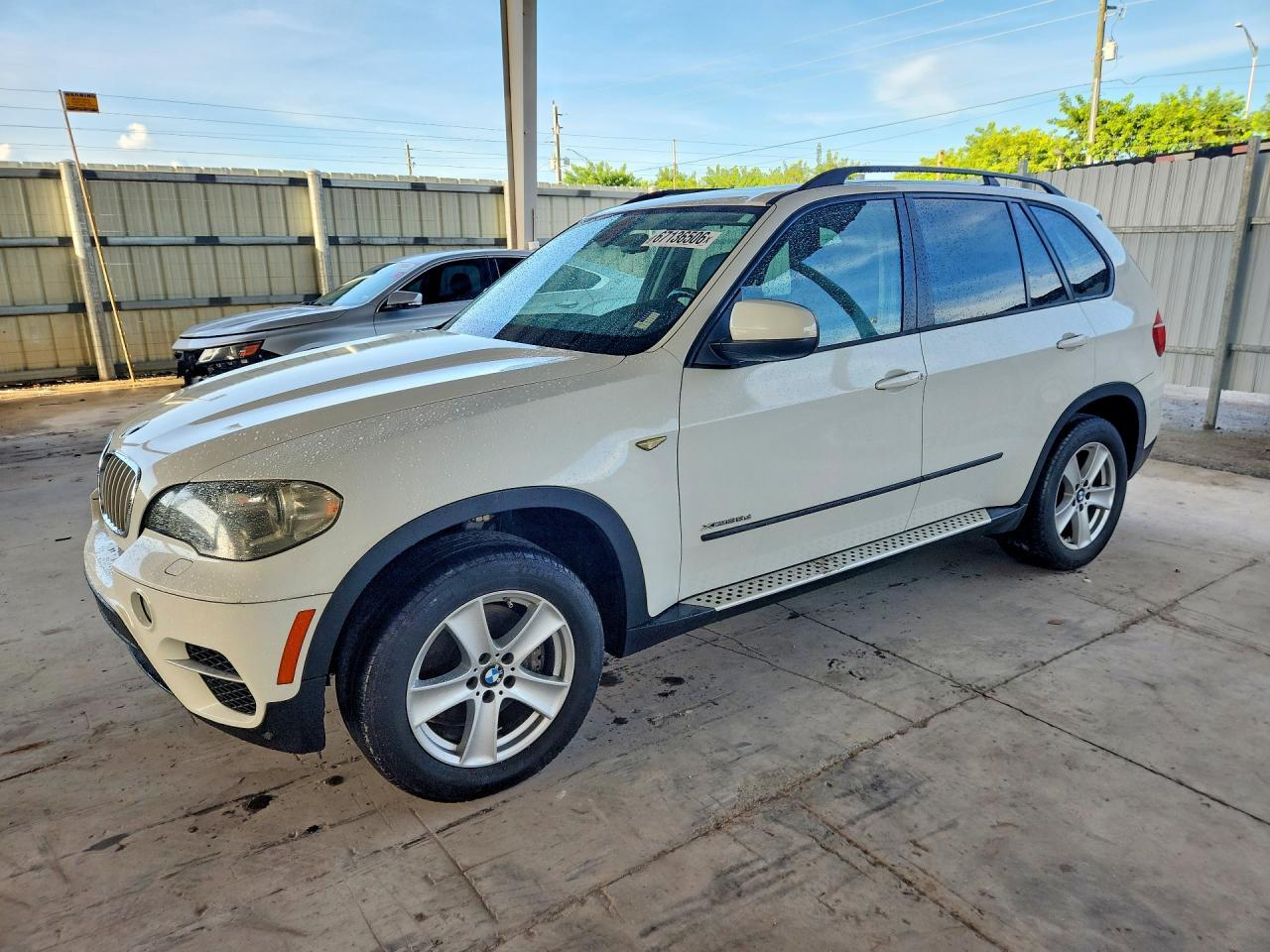 2011 BMW X5 5UXZW0C57BL662249