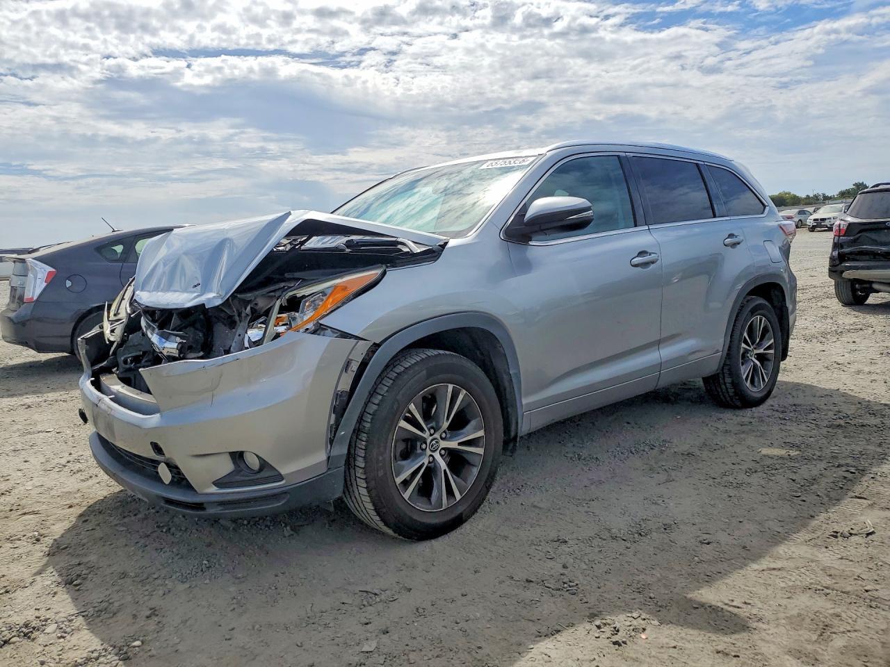 2016 TOYOTA HIGHLANDER 5TDJKRFH2GS307273