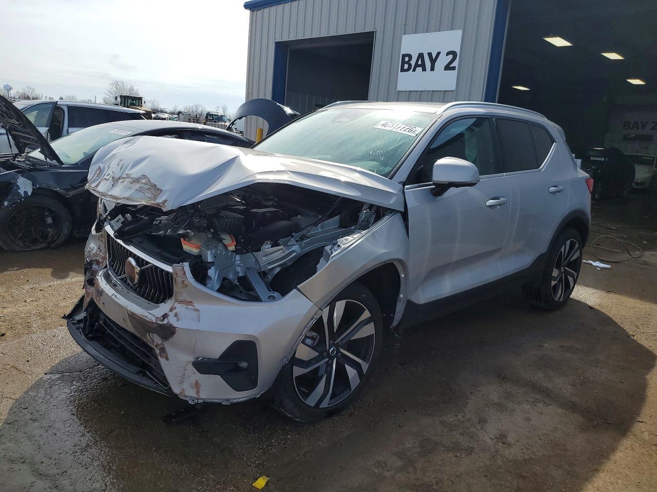 2024 VOLVO XC40 YV4L12UF3R2319797