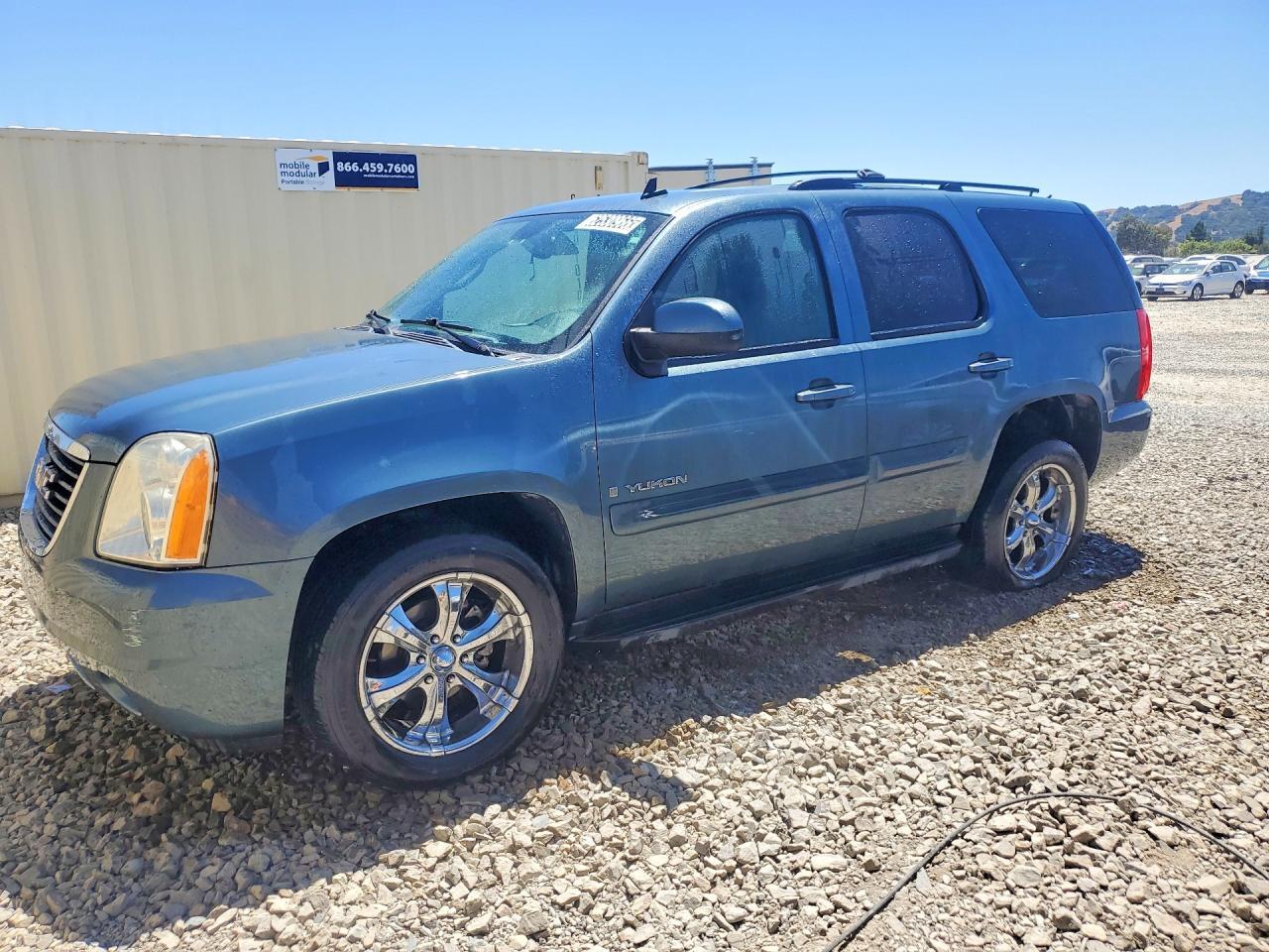 2008 GMC YUKON 1GKFC13088R206536