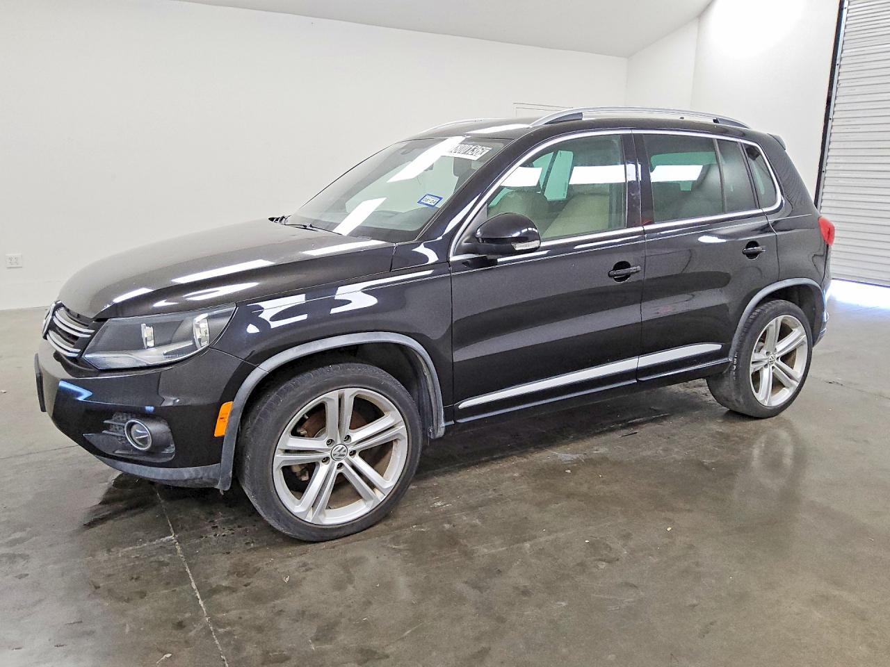 2016 VOLKSWAGEN TIGUAN WVGAV7AX6GW088744