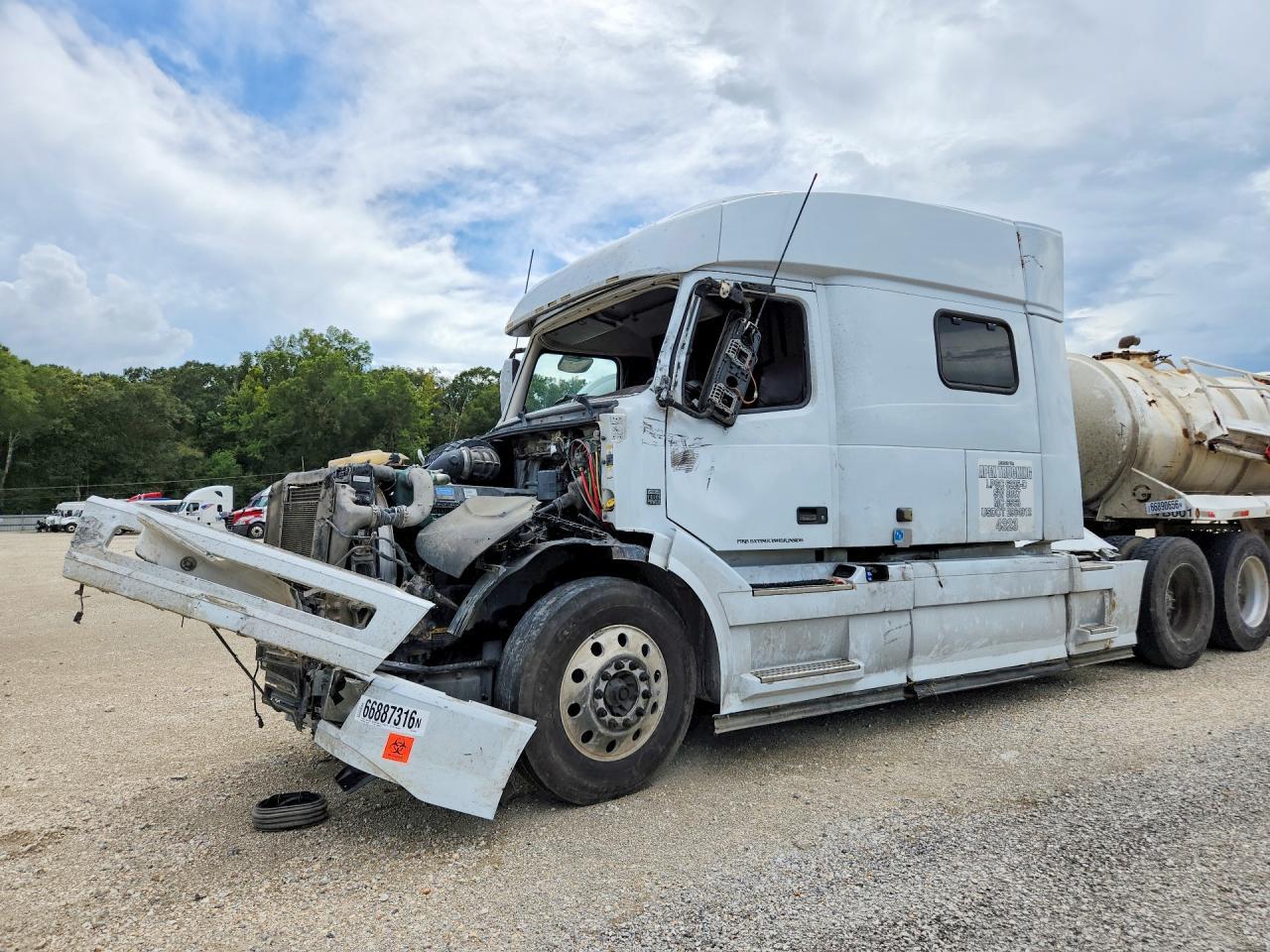 2016 VOLVO VNL 4V4NC9EH6GN944323