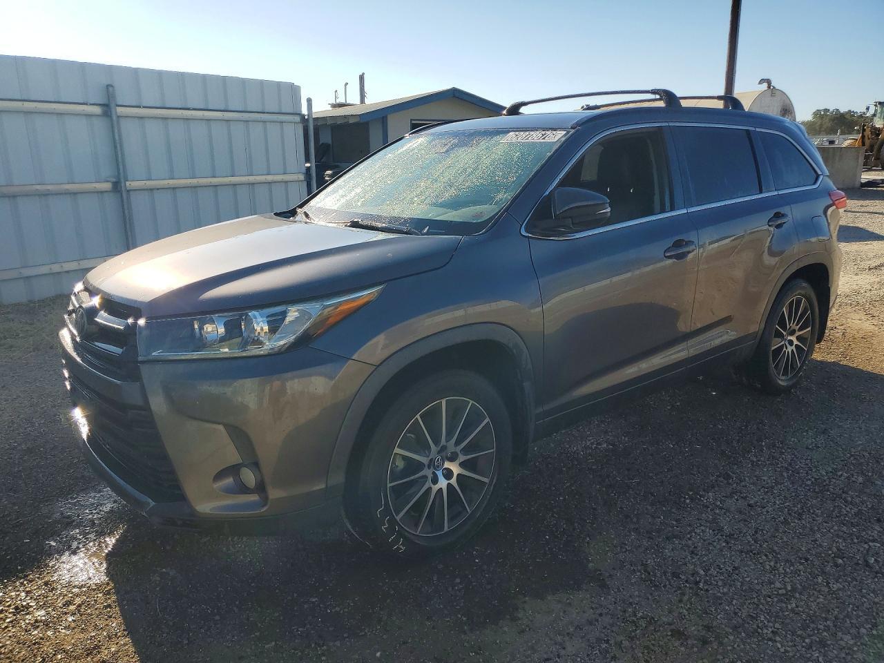 2018 TOYOTA HIGHLANDER 5TDJZRFHXJS804381