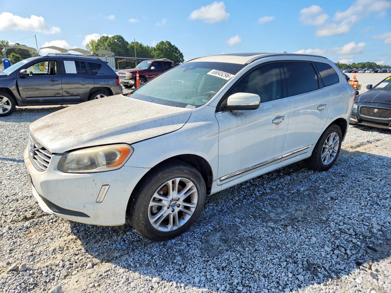 2015 VOLVO XC60 YV440MDK3F2693502