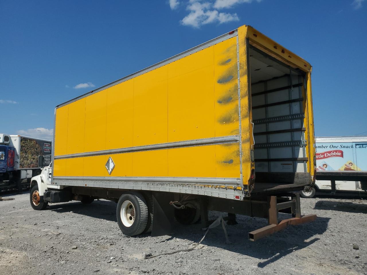 1998 FORD F700 - BOX TRUCK — Фото 3 из 10