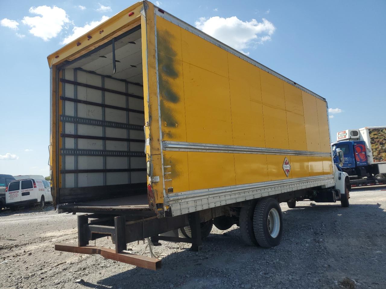 1998 FORD F700 - BOX TRUCK — Фото 4 из 10