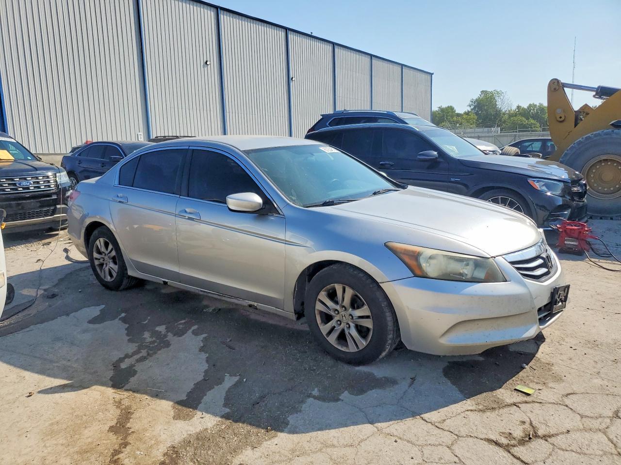 2011 HONDA ACCORD SE — Фото 4 из 12