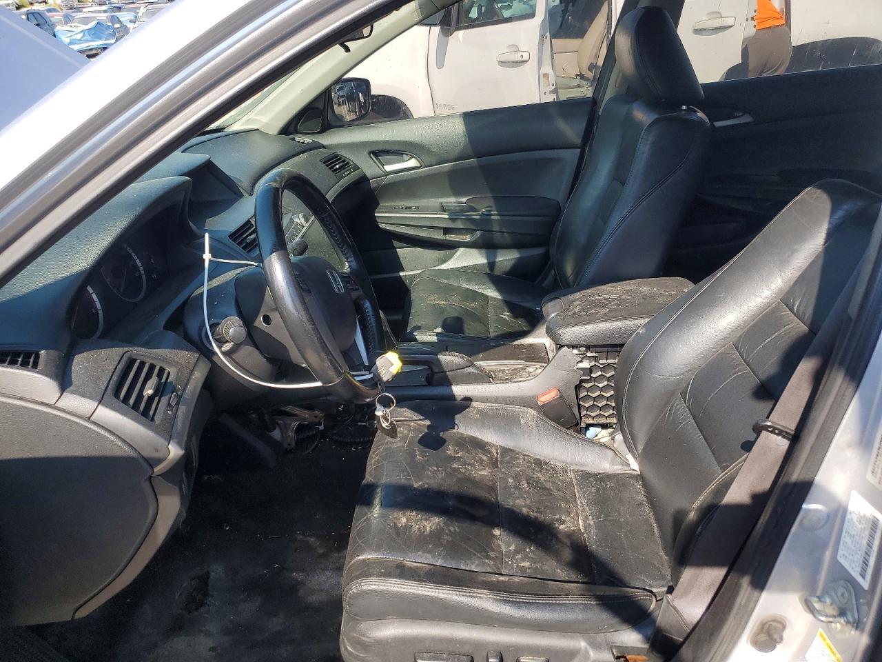 2011 HONDA ACCORD SE — Фото 7 из 12
