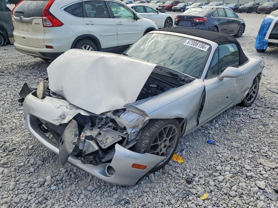 2004 MAZDA MX-5 MIATA JM1NB353740401720