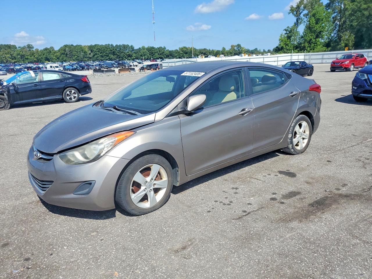 2011 HYUNDAI ELANTRA 5NPDH4AE3BH051493