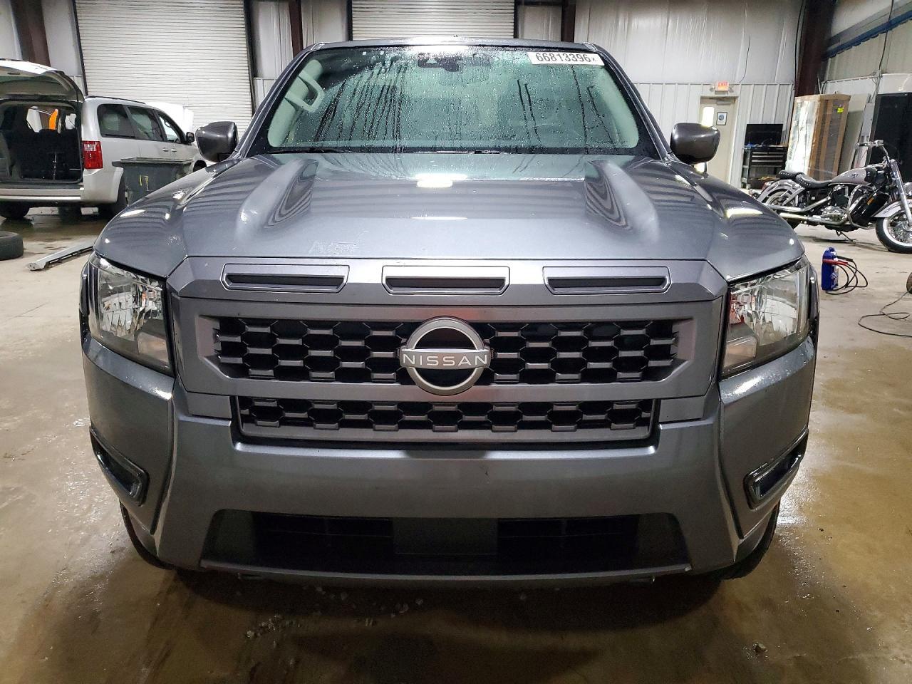 2025 NISSAN FRONTIER SV — Фото 5 из 13