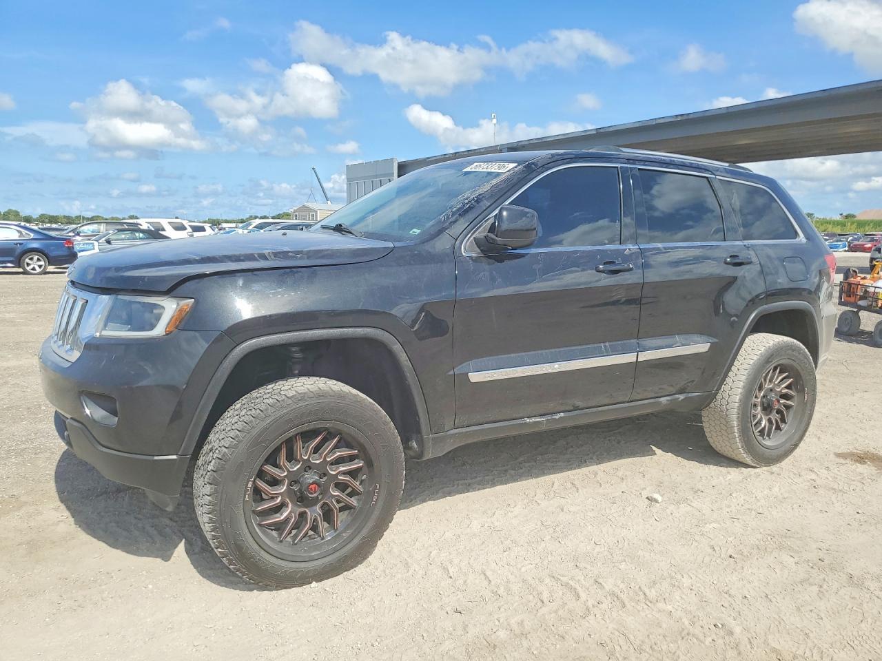 2011 JEEP GRAND CHEROKEE 1J4RR4GG8BC555538