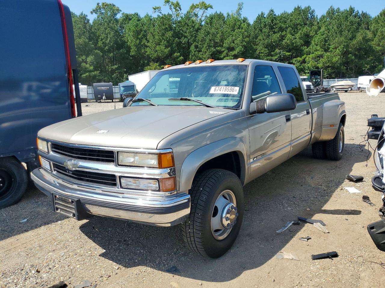 1999 CHEVROLET GMT-400 1GCHK33J9XF096219