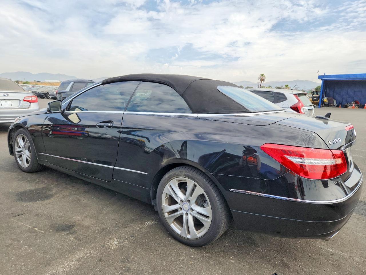 2011 MERCEDES-BENZ E 350 — Фото 2 из 12