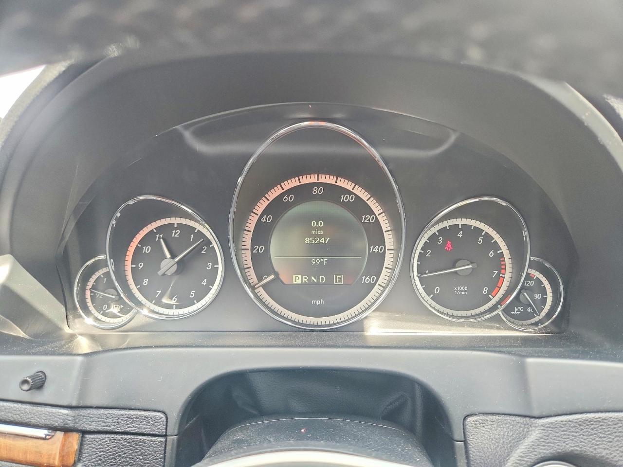 2011 MERCEDES-BENZ E 350 — Фото 9 из 12