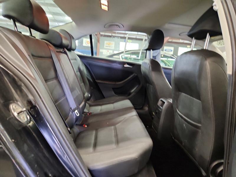 3VWDZ7AJ1BM359751 2011 VOLKSWAGEN JETTA photo no. 10